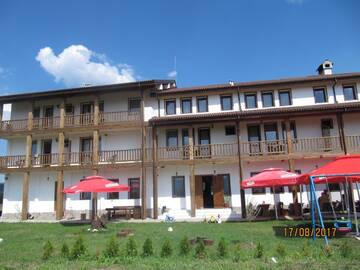 Фото Гостевой дом Guest House Belchin View г. Белчин 1